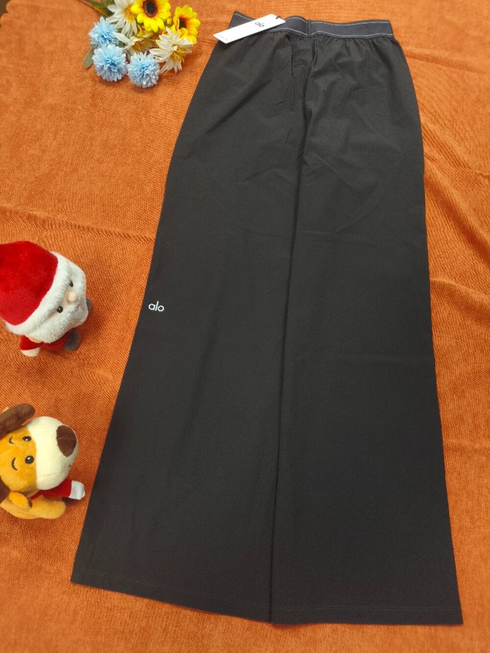 Alo Yoga Suit Up Trousers in Black🍋Regular 30" Inseam A timeless classic🍏 - Picture 3 of 7